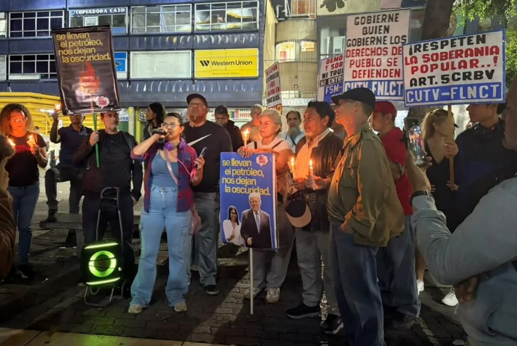 Protestan por apagones en La Isabelica y Boca de Río