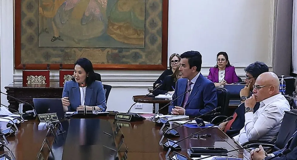 Ministros peruanos acompañarán a Keiko Fujimori a dos viajes