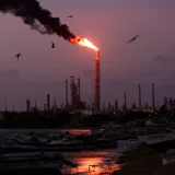 Servicios petroleros aceleran contratación en Venezuela