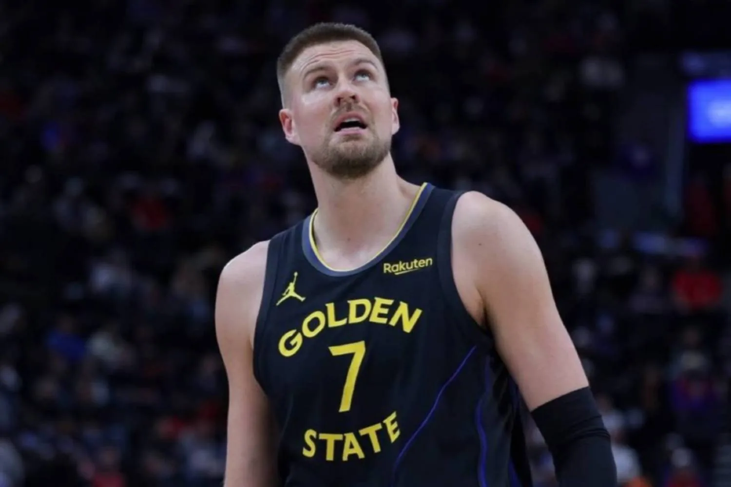 Warriors endurecen postura por la ausencia de Porzingis