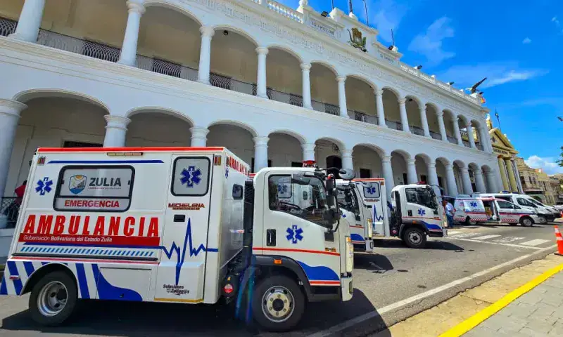 Zulia recibe seis ambulancias y suma 45 unidades para emergencias