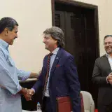 Maduro entrega a jefe de la ONU “pruebas” sobre una “conspiración” de EE. UU.