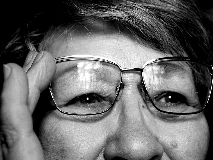 ¿El Alzheimer podría mostrarse tempranamente en la retina?