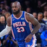 Trump recrudeció su choque con LeBron por el himno en Nueva York