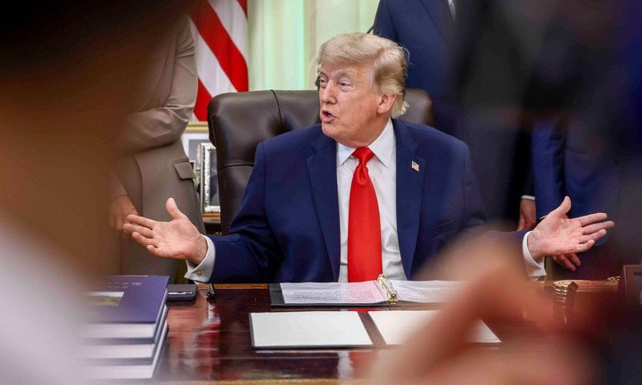 Trump afirma que Estados Unidos e Irán firmarán un acuerdo este domingo