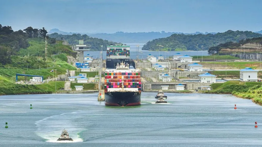 Canal de Panamá prioriza portacontenedores y ajusta NetZero