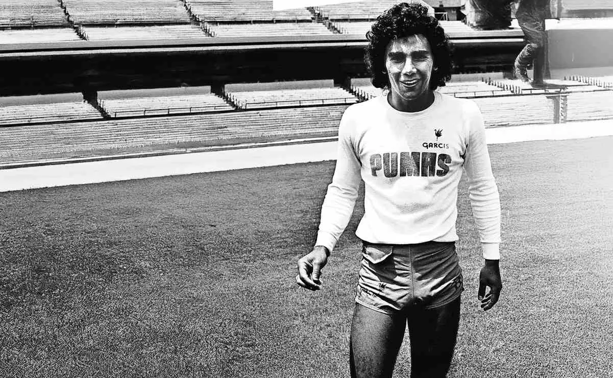 Hugo Sánchez recuerda su debut profesional 50 años después