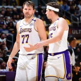 Reaves bromea con un plan para sacar lo mejor de Dončić