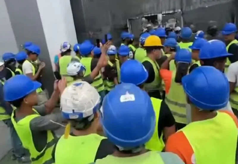 Obreros de Maiquetía exigen pago de salarios y equipos de seguridad