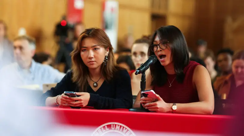 Cornell promete hacer más tras denuncia de violación grupal