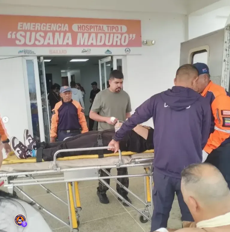 Bus de excursión volcó en la Morón-Coro y dejó lesionados