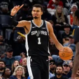 La NBA abre con un récord de 125 jugadores internacionales
