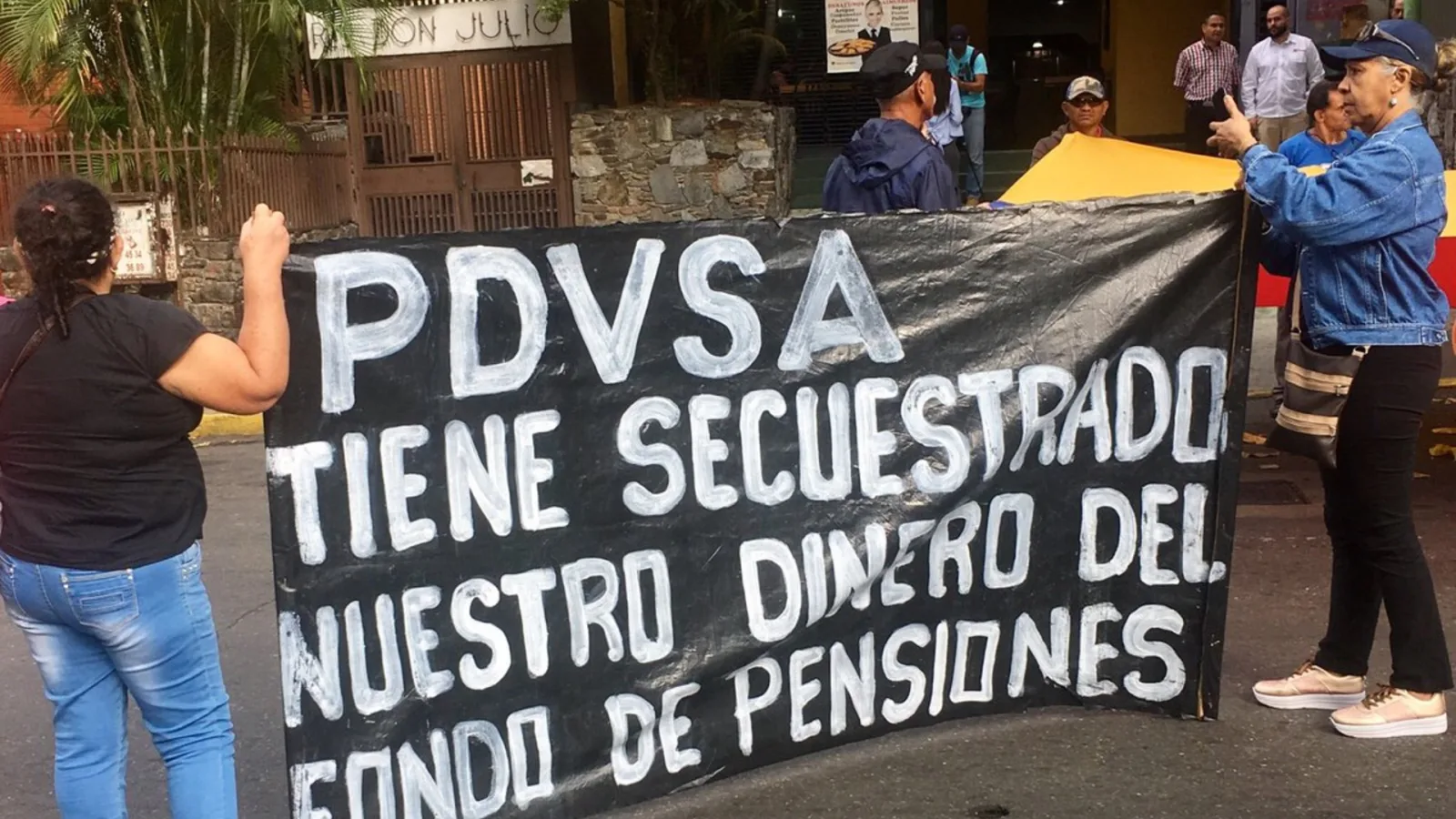Protesta en Maracaibo exige pagos y atención médica a Pdvsa