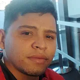Wilber Garcés, migrante venezolano herido por ICE, sin fianza en Texas