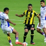 Puerto Cabello recibe a Táchira en un duelo por la cima