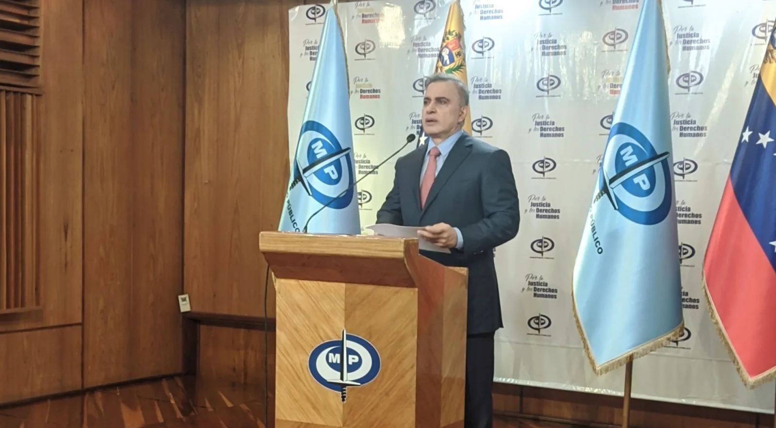 Fiscal destaca reducción de delitos en el país