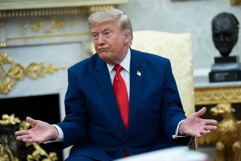 Trump minimiza operación militar en Venezuela y destaca lazos