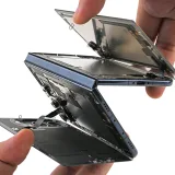 Grietas en la pantalla del iPhone Duo: la hipótesis de iFixit