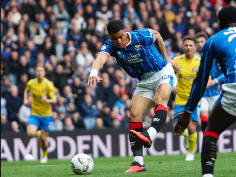 Kevin Kelsy anota y el Rangers se impone 3-1 al Kilmarnock