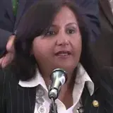 Figuera apoya la transición y convoca a sectores democráticos