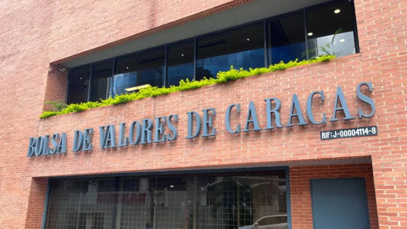 IBC avanzó 10,94% y cerró la semana en 9.385,56 puntos