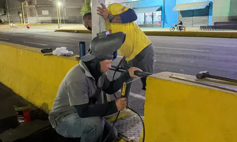 Imtcuma refuerza la seguridad vial en el paso peatonal entre Cima y Gran Bazar