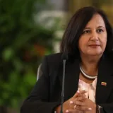 Figuera plantea votar en 2027 tras depurar el registro