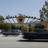 Exejecutiva de Disney lleva a la empresa a juicio por edad