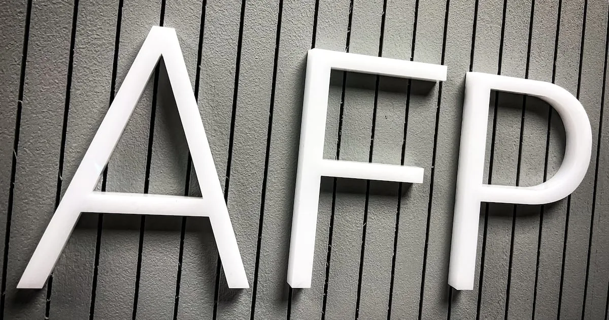 Oposición chilena impulsa indagatoria por pérdidas de AFP