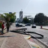 Choque en 5 de Julio deja un semáforo destruido en Maracaibo