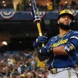 Chourio firmó un juego histórico y Milwaukee acaricia el título
