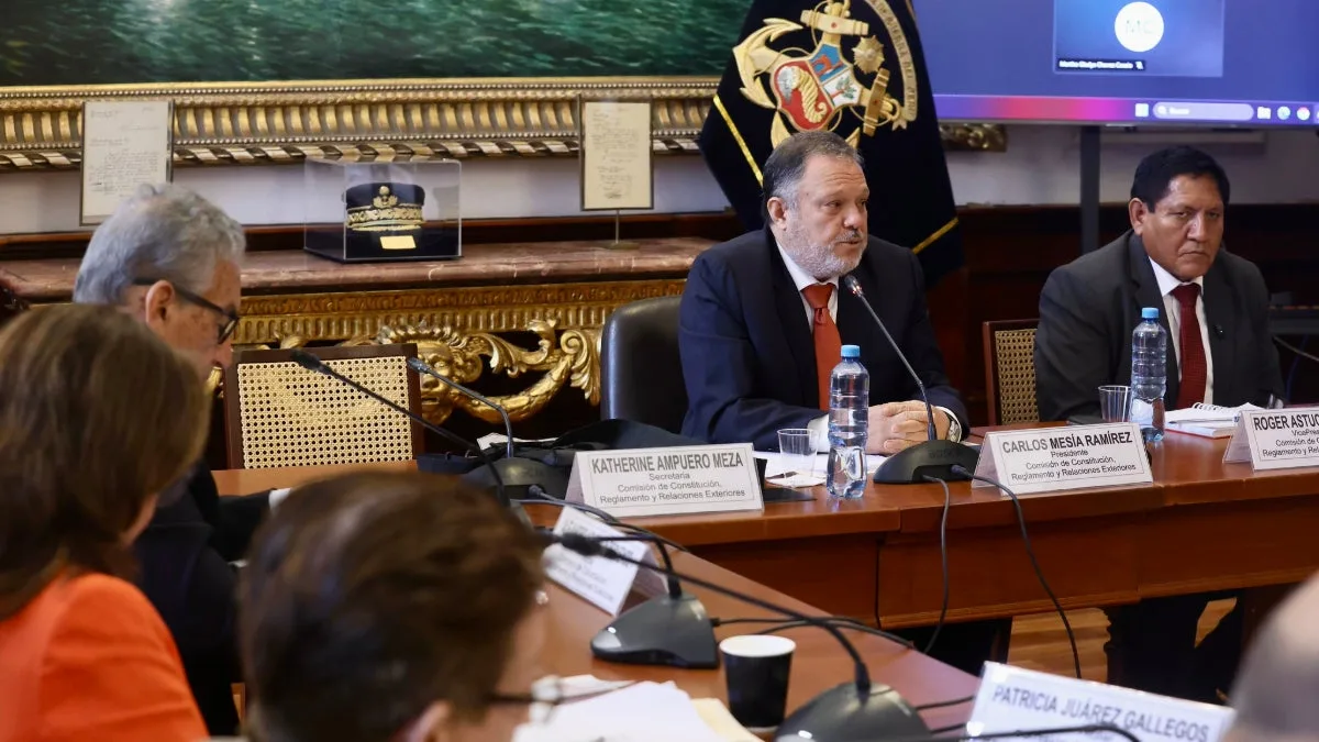 Comisión del Senado avala facultades al Ejecutivo con 7 votos