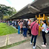 Ministerio anuncia becas universitarias de 40 dólares