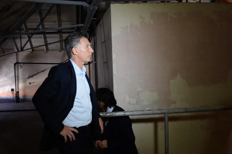 File:Macri visitando la ESMA 01.jpg