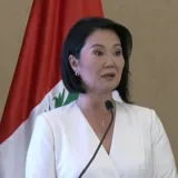 Fujimori pide a empresarios salvadoreños invertir en Perú
