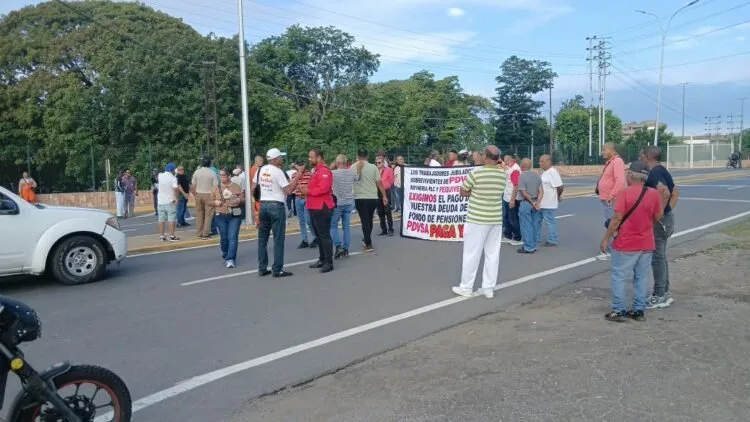 Jubilados de Pdvsa protestaron en Puerto La Cruz por pensiones