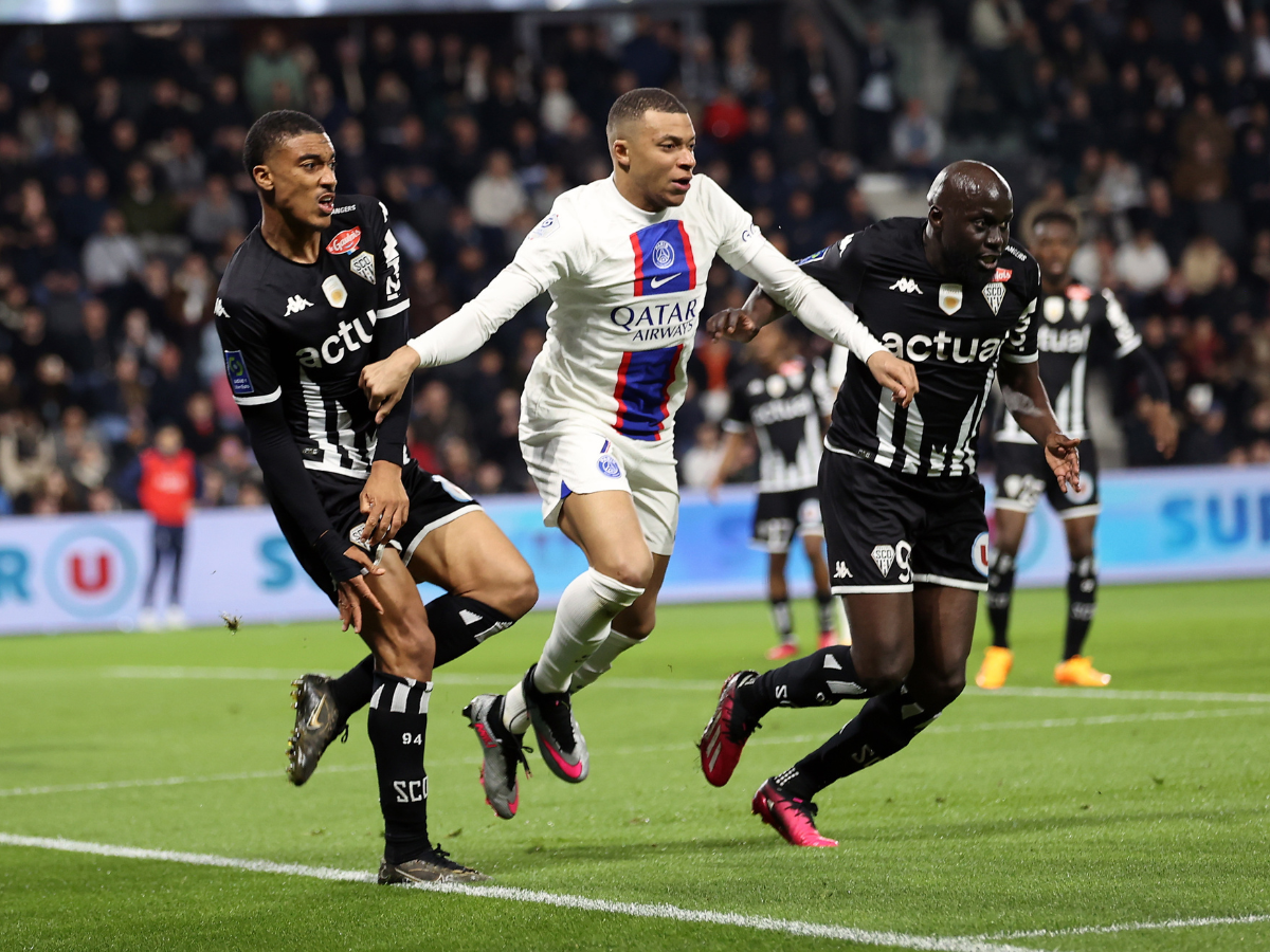 Mbappé acerca al PSG hacia el título
