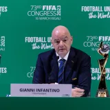Suiza retira su apoyo a Gianni Infantino para la FIFA