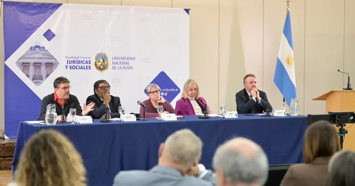 Kogan abre el debate por la boleta única en Buenos Aires