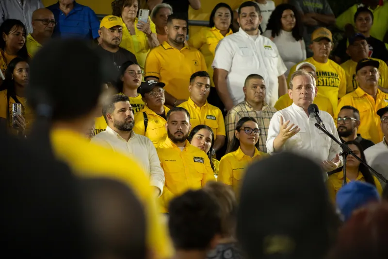 File:Juan Pablo Guanipa speaks at the Primero Justicia event in Maracaibo, Zulia State.jpg
