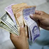 Cobros de mantenimiento en bancos generan dudas por montos