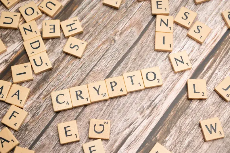 Tres desbloqueos de tokens que podrían mover el mercado cripto