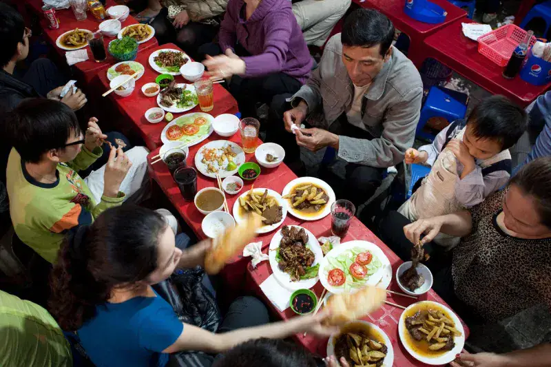 La OMS advierte que los alimentos contaminados causan 866 millones de enfermedades y 1,5 millones de muertes al año