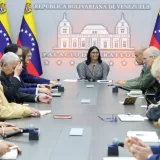 Delcy Rodríguez se reúne con Fedecámaras y sindicatos sobre salarios