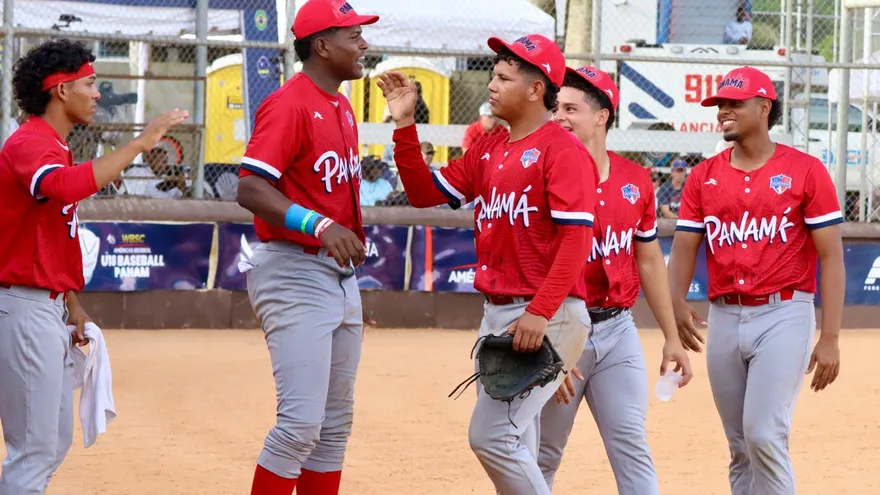 Panamá derrotó a Canadá y avanzó invicto a la Súper Ronda