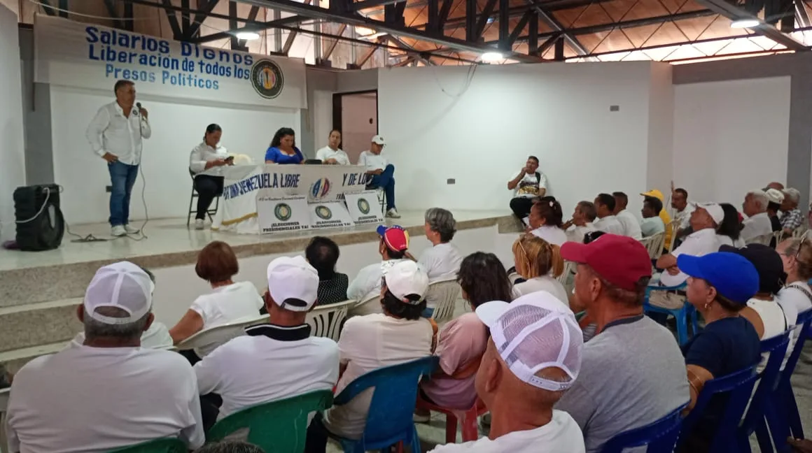 AD en Bermúdez pide elecciones y transición en asamblea