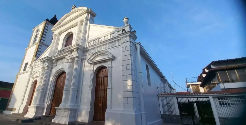 Diócesis de Barcelona reportó detención de dos sacerdotes