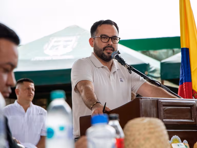 Colombia anuncia planta solar en Vichada para reforzar interconexión con Venezuela