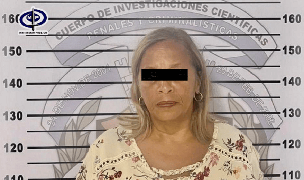 Detienen a exdirectora del MP por pedir dinero para un desalojo