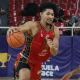 Cocodrilos refuerza el liderato tras vencer a Piratas 71-60